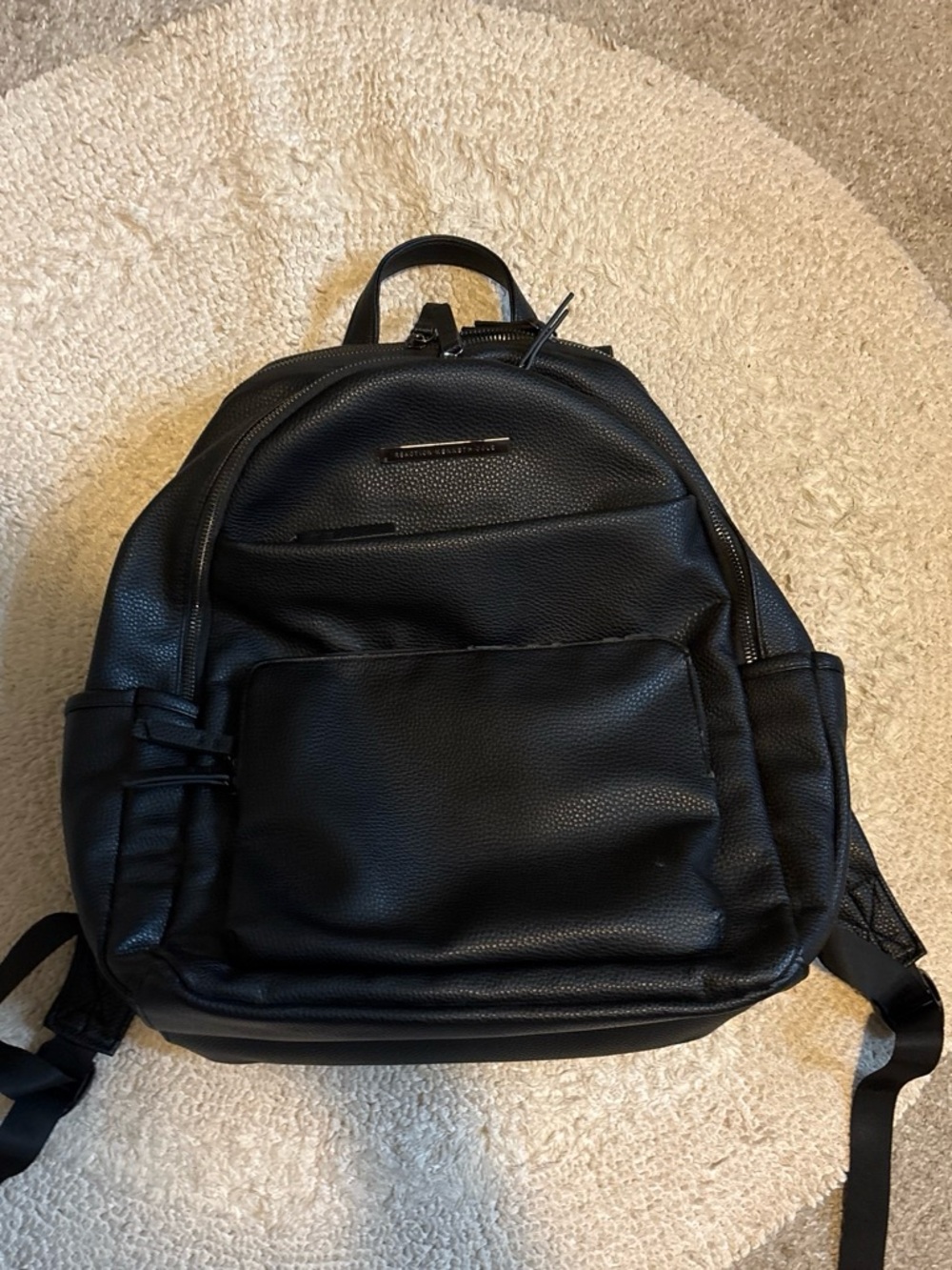 Kenneth Cole leather backpack - Picture 2 of 5